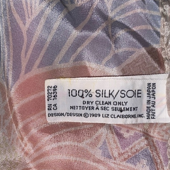 LIZ CLAIBORNE 100% Silk Vintage Pastel Floral Scarf Wrap Dimensions: 31” x 32” - Picture 2 of 6